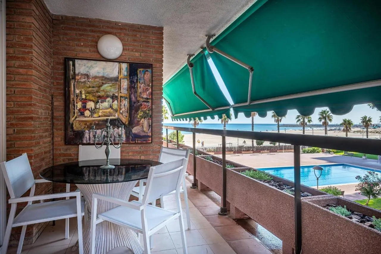 Apartment At135 Els Pins, Primera Linea, Piscina, Muy Bien Equipado Torredembarra